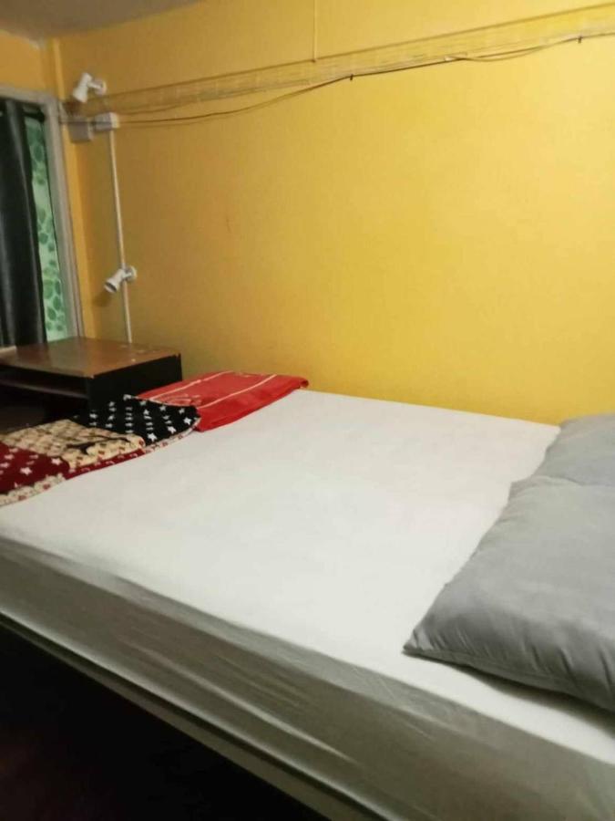 Smile Capsule Hostel Chiang Mai Extérieur photo
